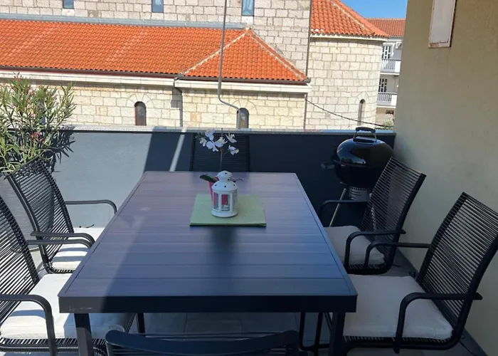 Luxury Apartment RougeMarin